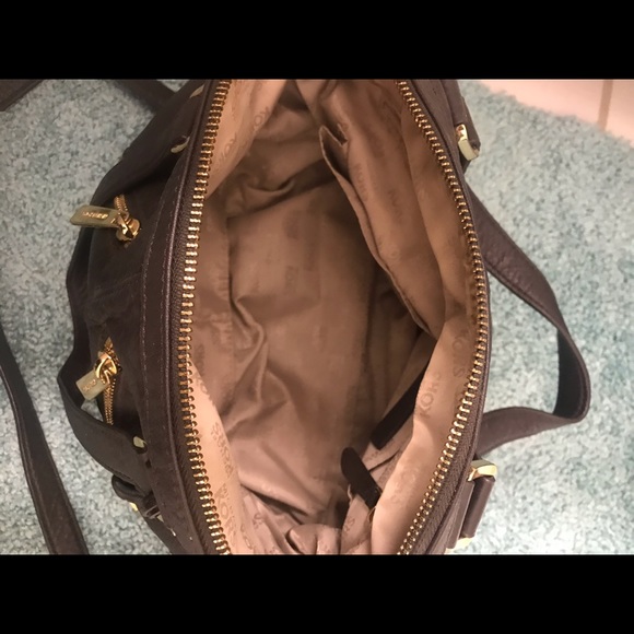 Michael Kors purse, leather * EUC - Picture 7 of 8